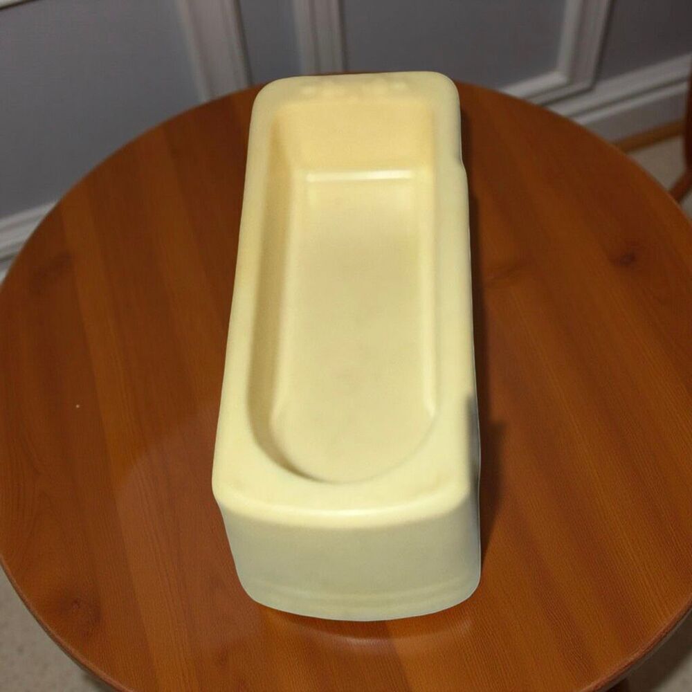 Vintage Marx Off White Molded Plastic Dollhouse Bath Tub  2” A41